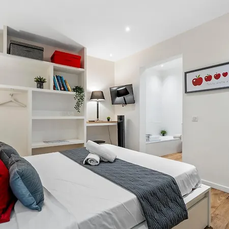 Renting - Rossetti - Modern Haven Heart Of Old Апартаменты *